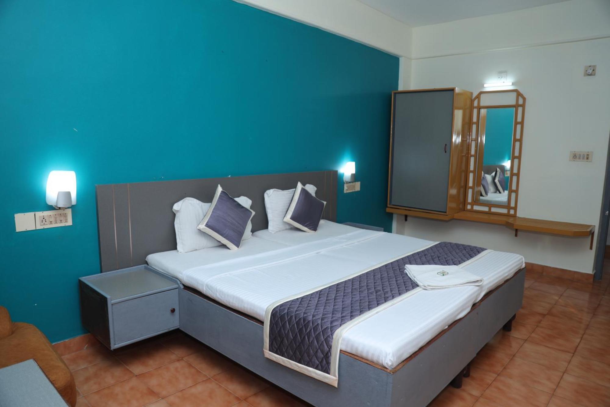 Grand Harmony Beach Resort كوفالام المظهر الخارجي الصورة